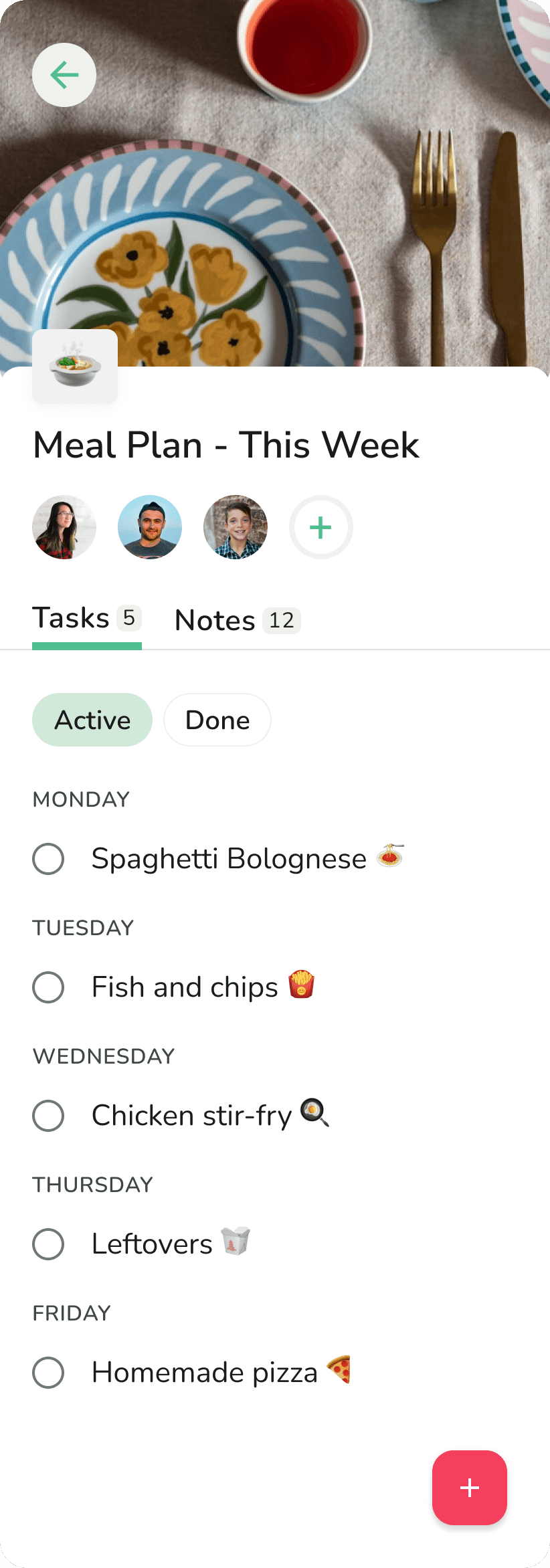 Phone screenshot showing a meal plan list with daily sections